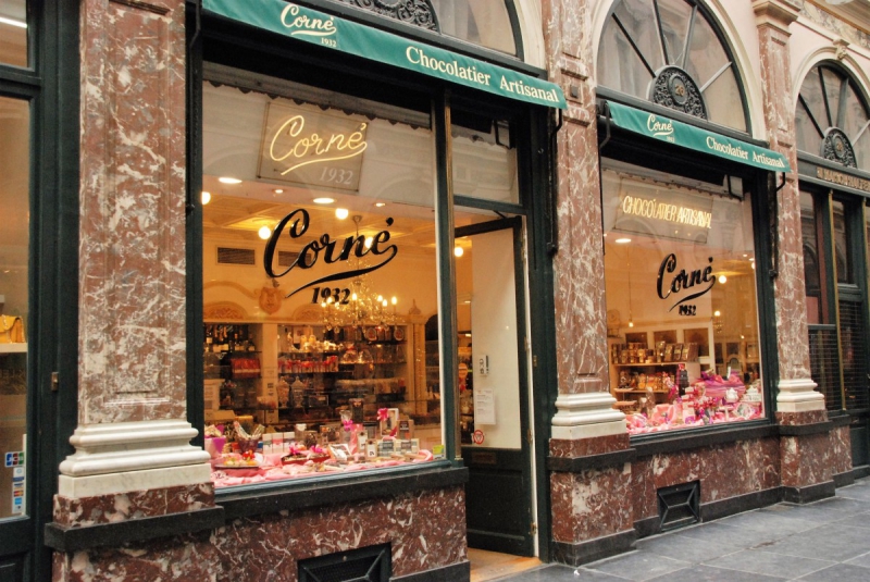 vente-PIGNANS-min_chocolate_chocolaterie_shop_luxury_chic_gallery_brussels_belgium-558146